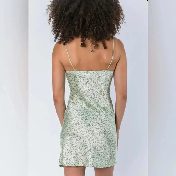 Princess Polly Stargazing Floral Mini Green Slip Dress Size 2 - Picture 5 of 14